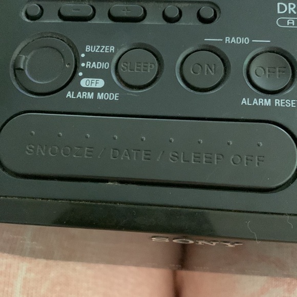 Sony Other Sony Dream Machine Electric Auto Time Set Alarm Clock